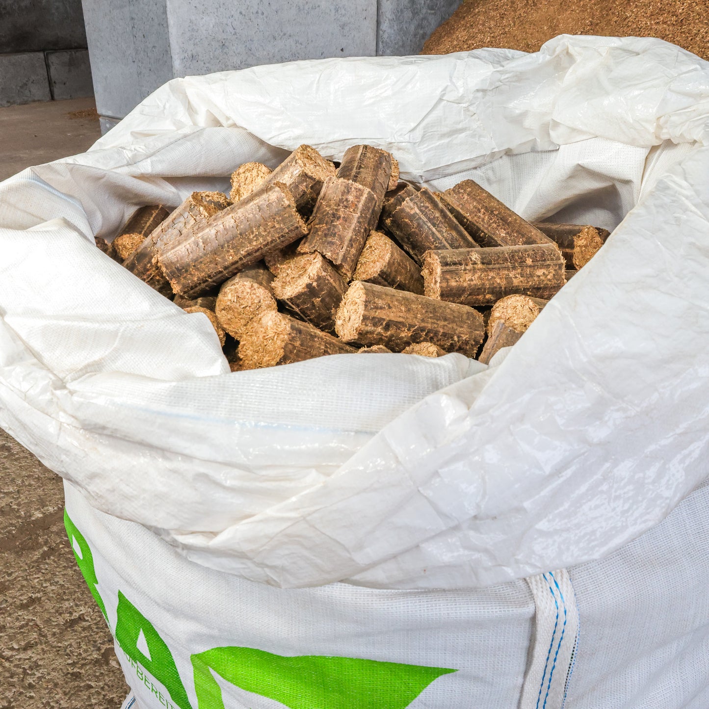 Bio-Holzbriketts Big Bag von nahen